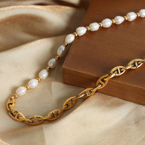 All-Match Titanium Steel Gold-Plated Freshwater Pearl Necklace